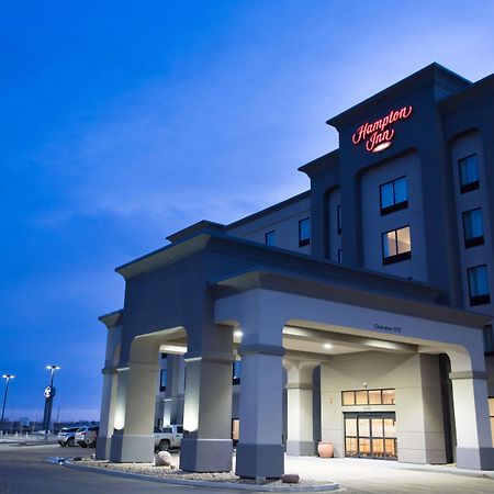 Hampton Inn By Hilton Ллойдминстер Экстерьер фото